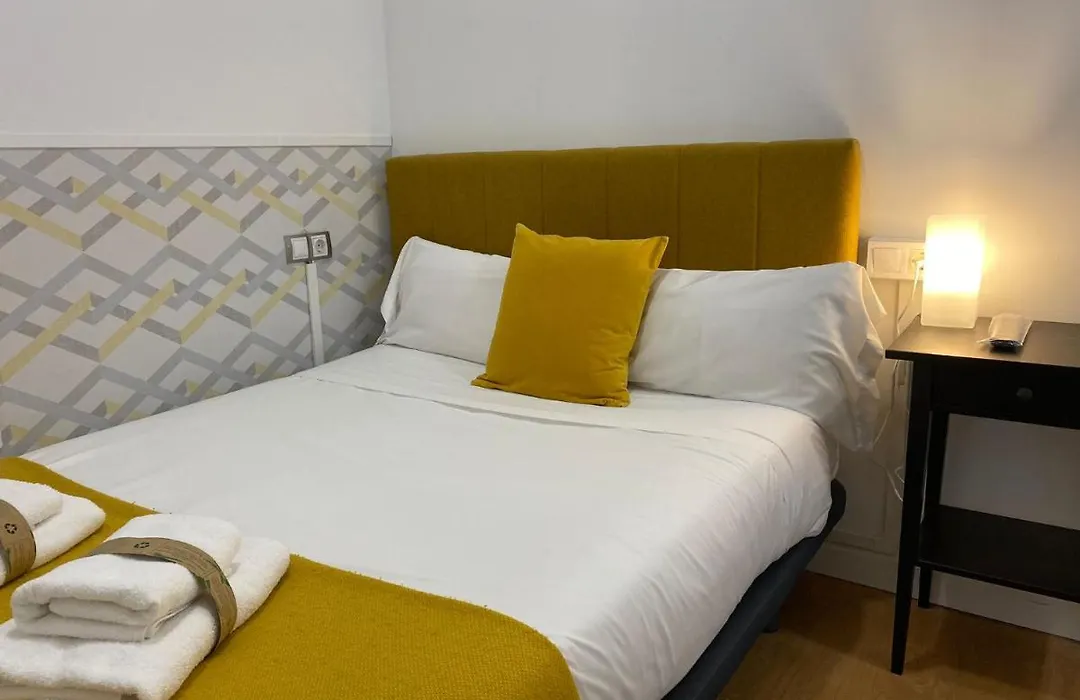 INSIDEHOME Valladolid Centro -Hab con baño privado en el centro y OPCION DE PARKING--1